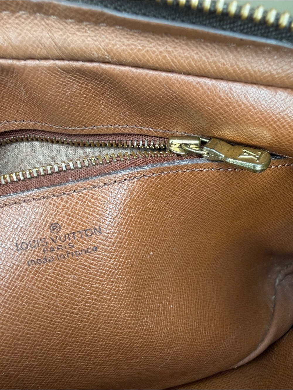 Louis Vuitton GUC vintage brown monogram 10 x 7 clutch.Clean&conditioned - Picture 2 of 14